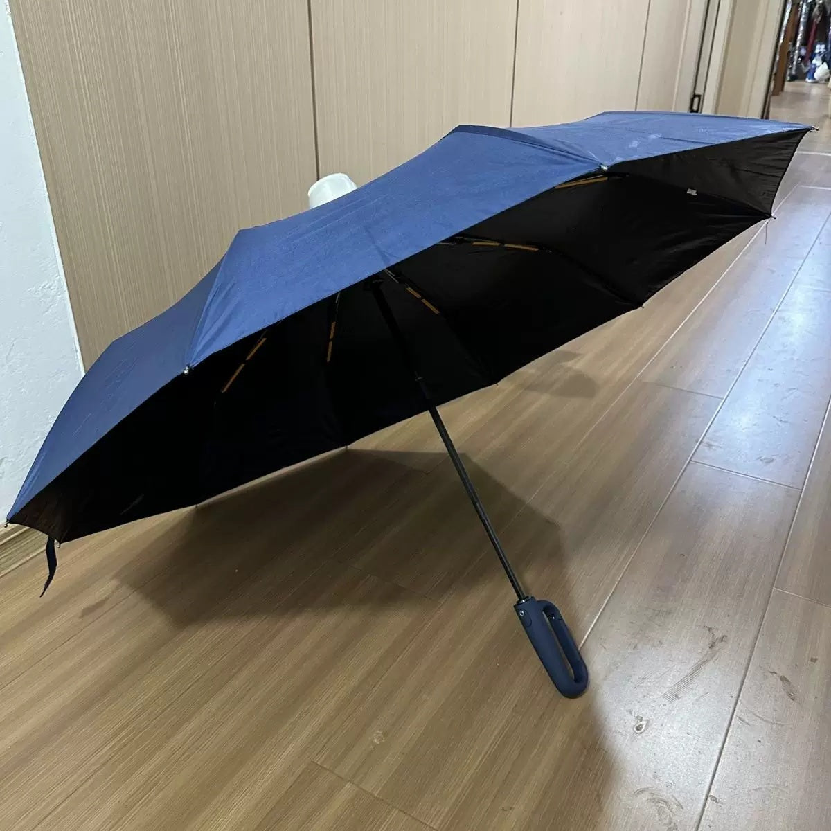 Neverdrop Self Standing Folding Windproof Umbrella